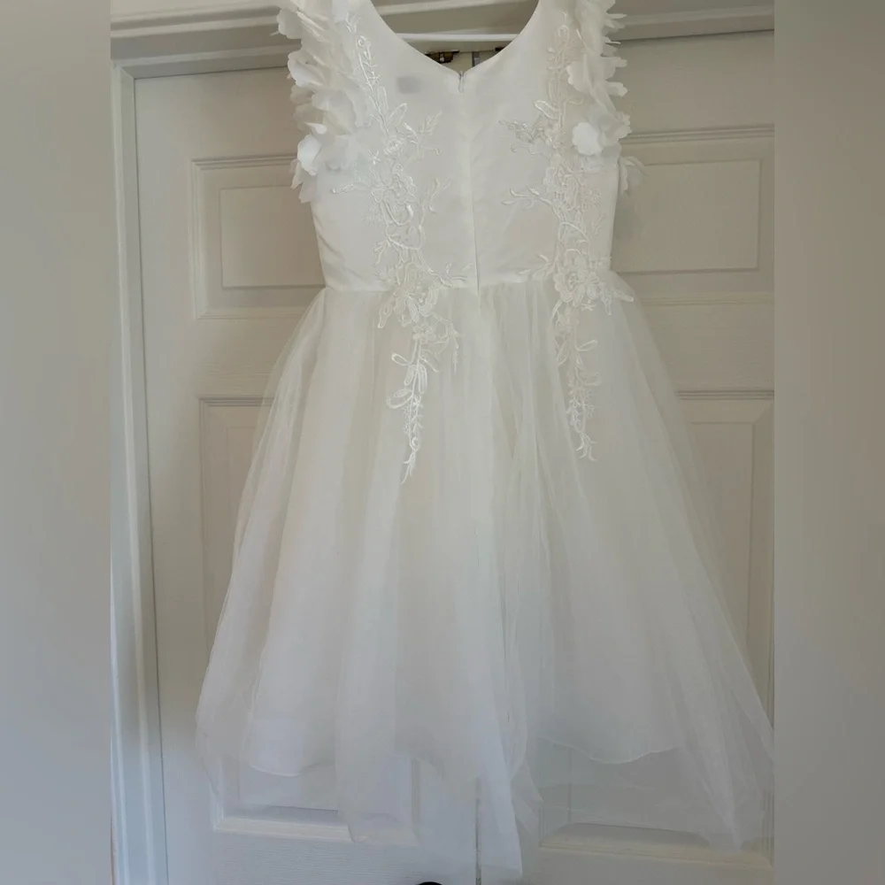 EUC Trish Scully Bianca White dress size 10